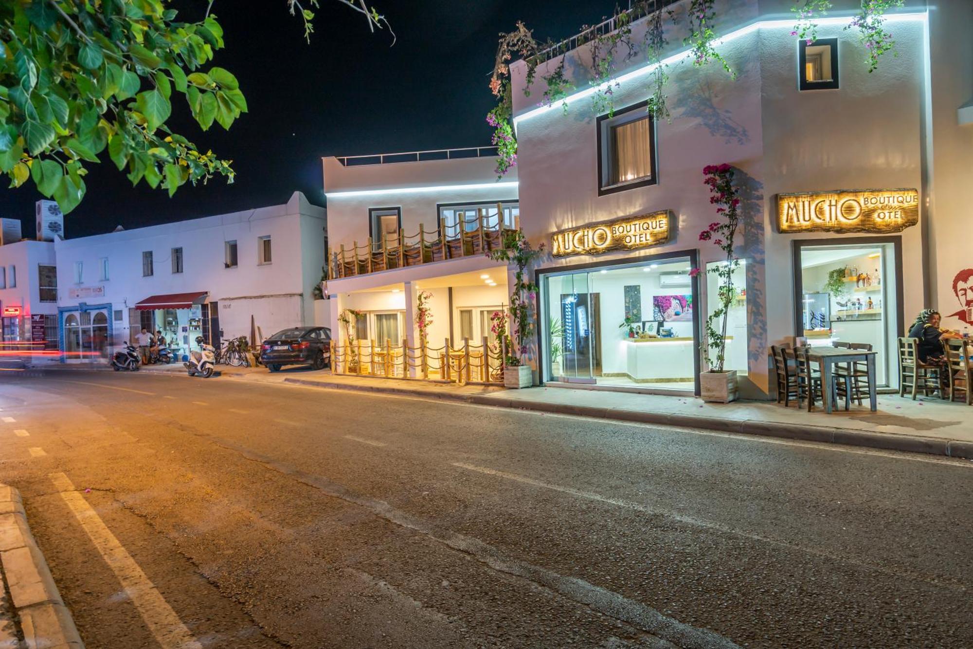 בודרום Mucho Boutique Hotel מראה חיצוני תמונה